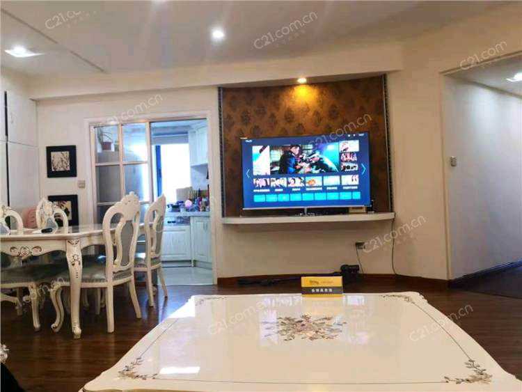 金来9楼147平米4房豪装  272万 不占名额