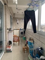 巨一公寓4楼 160平米258万 不占名额