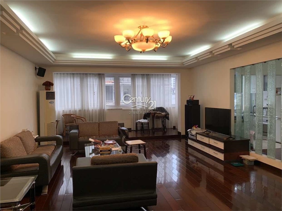 巨一公寓4楼 160平米358万 不占名额