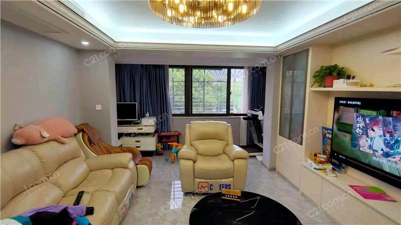 新世界广场3楼 126平米 400万开价 小学2027 初中不占