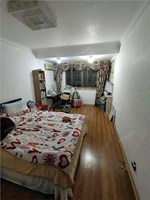新世界广场3楼84平米 360万 带独立露台 初中小学均不占名额