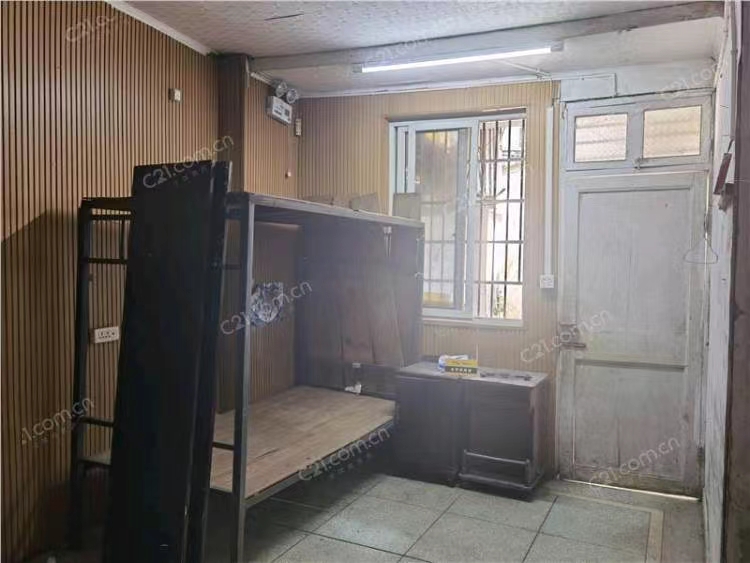 军装局25号 20.08平米 138万