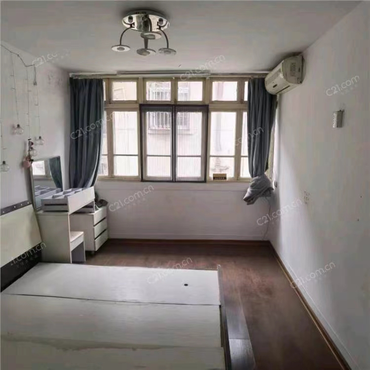 仓桥后巷75号宿舍楼2-5楼 86.68平米 318万 小学2026 初中2025