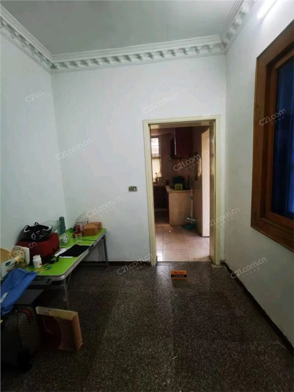 军装局11号砖结构落地房 独门独户 75.27平米 275万 小学不占 初中2028