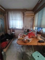 卷索巷9号内1楼 45平米产权面积70平米实际面积 138万 带小院