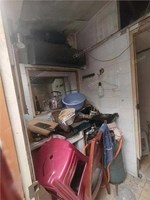 卷索巷9号内1楼 45平米产权面积70平米实际面积 138万 带小院