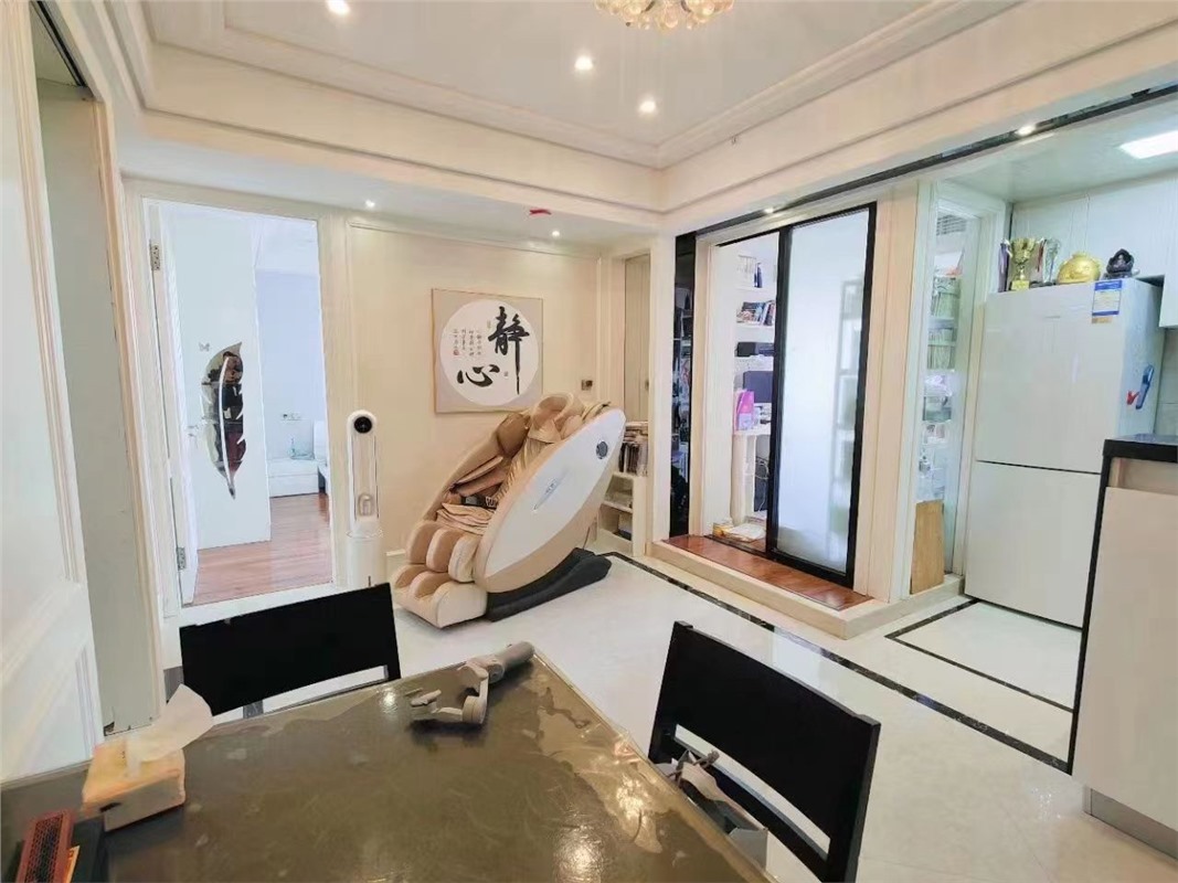 安平18楼 51平米 168万