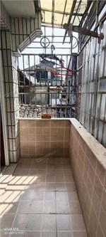 嘉会里51号落地房1-2楼 58平米 135万