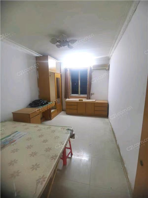 仓桥后巷77号宿舍楼1楼 37平米 168万