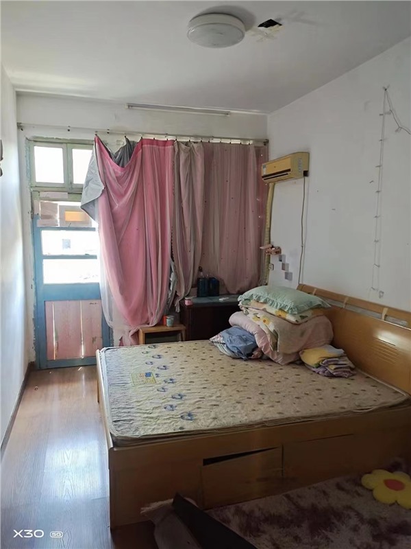 花马营3弄10宿舍楼3楼 68平米 198万 2026读书