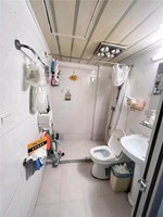 鼓楼商厦3楼 49平米 105万