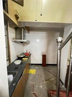 解北后巷164号大院内 71平米 243万 小学2028 初中不占 砖结构落地房1-3楼