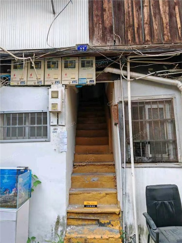 花马营27号2楼 24.85平米 132万