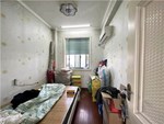 百榕楼梯房4楼 64平米 205万 不占名额