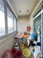 百榕楼梯房4楼 64平米 205万 不占名额