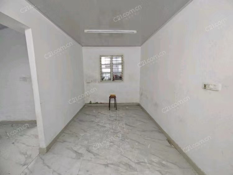 春花巷19号落地房1-2楼 61.82平米 318万 小学2026 初中不占名额