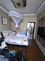 百榕楼梯房3楼 南边间 53平米 175万