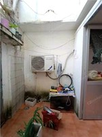 春花巷15号落地房1-2楼 带小院 77平米 220万 小学不占 初中2028