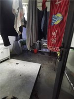 广场后巷19号内 落地房1-3楼 83平米 308万 小学不占名额 初中2027