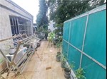广场后巷32号内 落地房1-2楼 83平米 318万 初中小学都不占