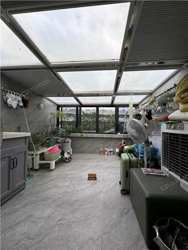 仓桥后巷37号独门独户落地房4层带露台 92平米 358万 初中小学都不占