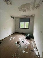 城西街29号宿舍楼3跃4 37平米 138万 买一层送一层