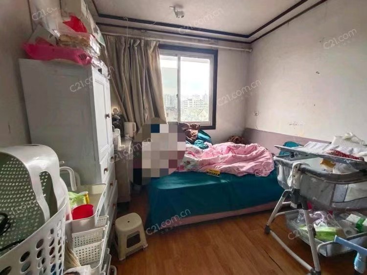 鼓楼街87号宿舍楼5跃6 40平米 128万 买一层送一层