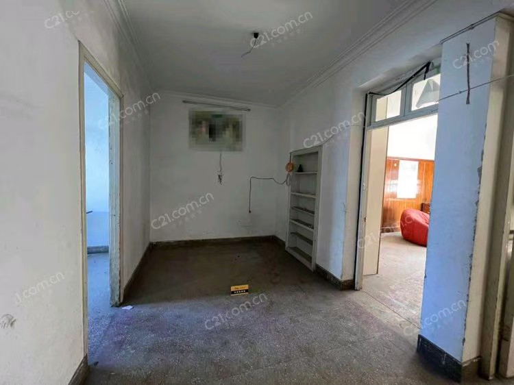 朱彭巷18号宿舍楼5楼 74平米198万 2027读书