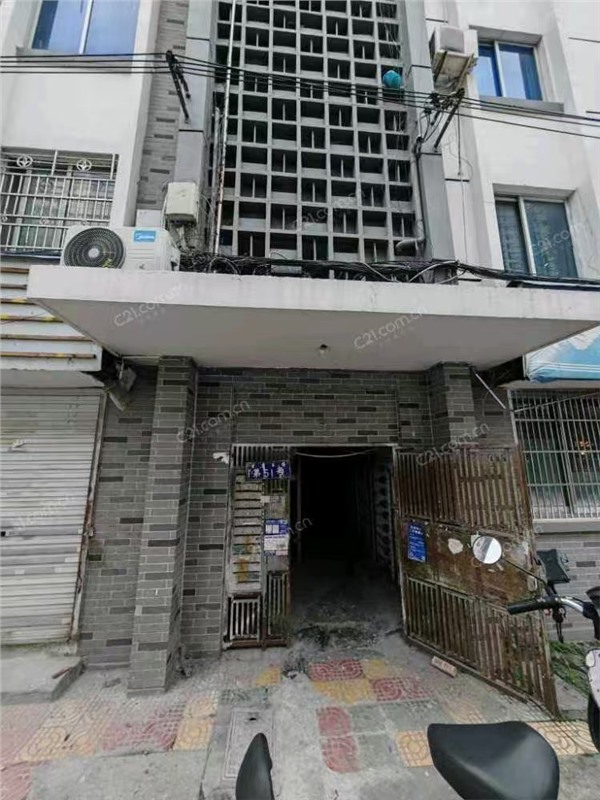 百东51号宿舍楼4楼 40平米 139万