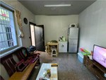广场路88号院子内落地房1-2楼 37平米 139万