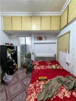 广场后巷4号大院内1楼 44平米 162万