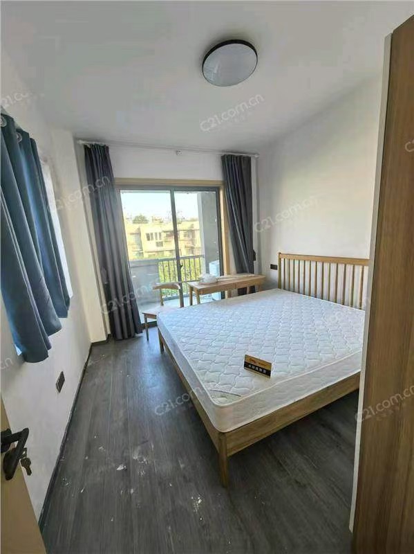 百榕3栋5楼 46平米 218万