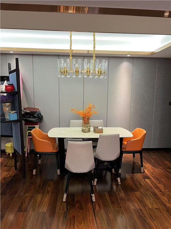 金来16楼 140平米 355万 不占名额 70万精装