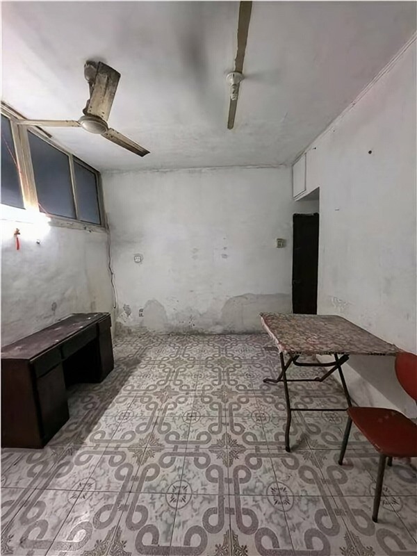 黄府巷42大院内落地房1-2楼 23平米 136万 实际面积40平米