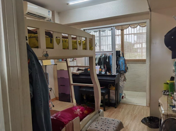 百榕2栋4楼 38平米 208万 百榕楼梯房最小面积