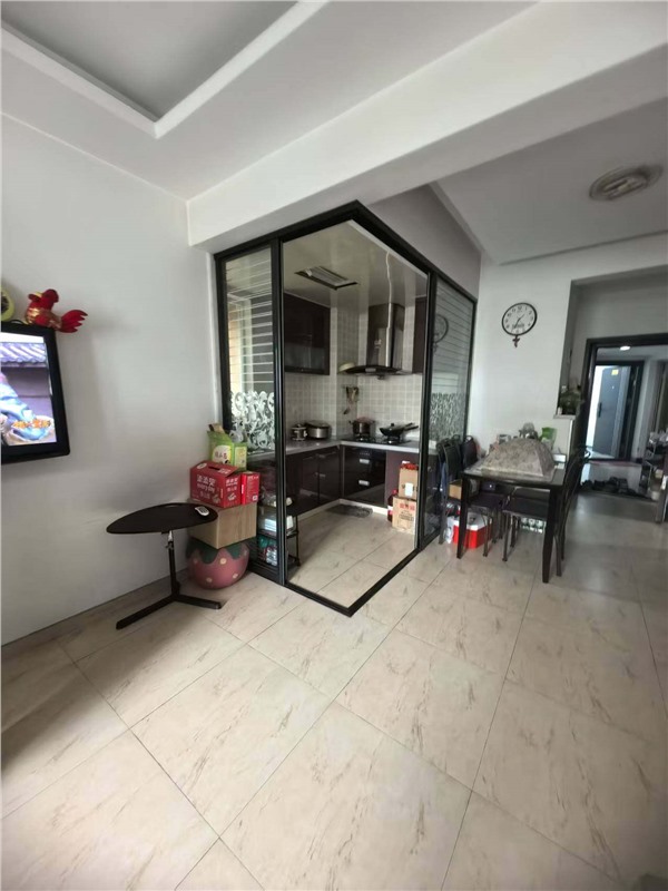 安平5楼  71平米 232万 2027名额