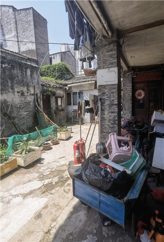 西公廨59号 落地房1-2楼 51平米 158万