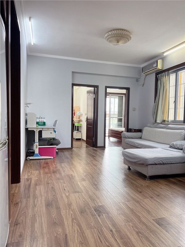 百榕6楼 73平米 258万 西边间 2026名额