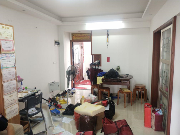 欣翔8楼 67平米 232万 不占名额