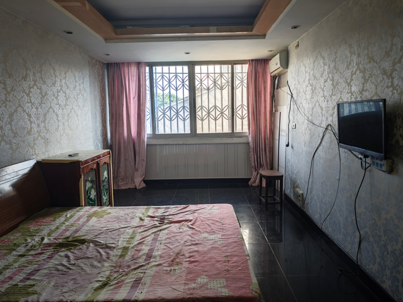 三官殿75号宿舍楼3楼 38平米 141万