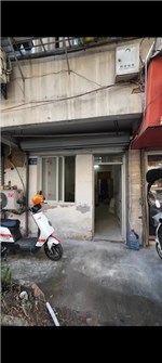 三官殿巷75号宿舍楼1楼 住宅做店面用 36平米125万
