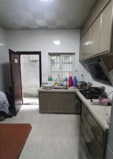 解北后巷112号正街门面4层 59平米 180万 买2层送2层