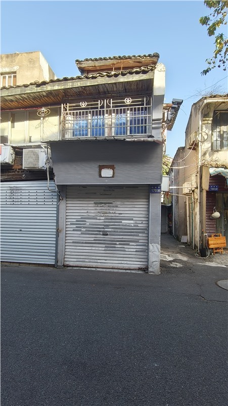 城西街正街 落地房1-3楼 52平米 报价168万