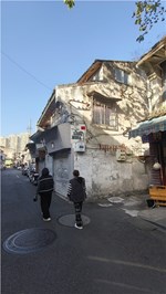 城西街正街 落地房1-3楼 52平米 报价168万