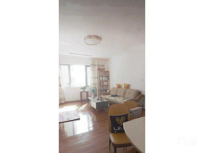 百榕8楼 东边间 115平米 298万 不占名额