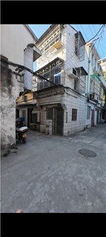 西公廨边栋落地房1-3楼 35平米 148万