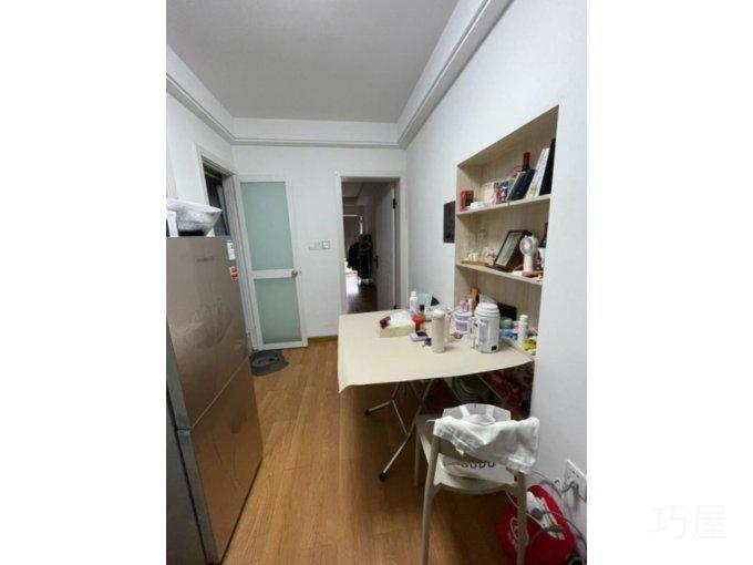 三官殿83号宿舍楼4楼 49平米 135万