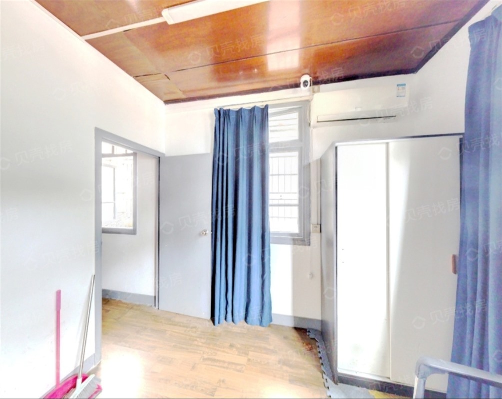 仓桥街正街2-3楼 38平米 158万 买一层送一层 实际面积 76平