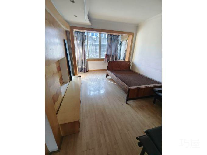 小虹桥1弄内宿舍楼3楼 66平米156万 不占名额