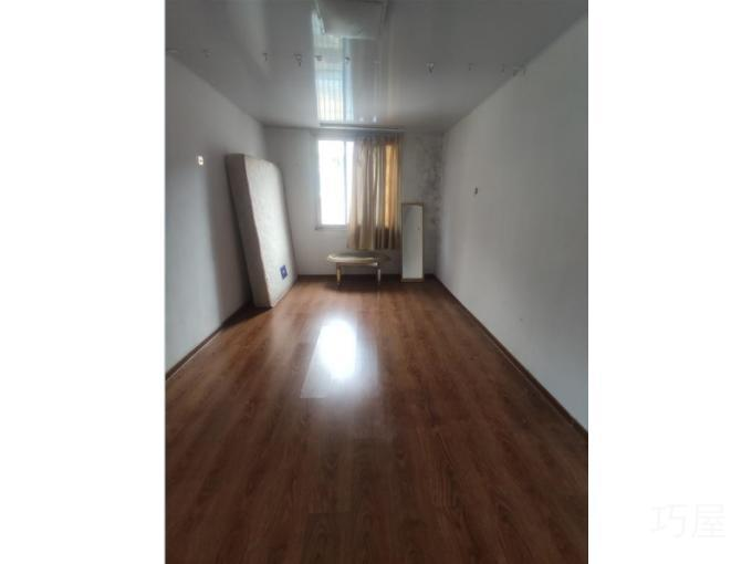 百东55弄内宿舍楼2楼 73平米 155万 不占名额